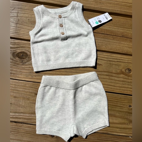 infant baby Carter’s Gray Knit Baby 2 piece shorts and tank top Set 3M - Picture 3 of 8
